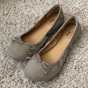NWOT Bass “Lexi” Studded Ballet Flat 💎 🥿